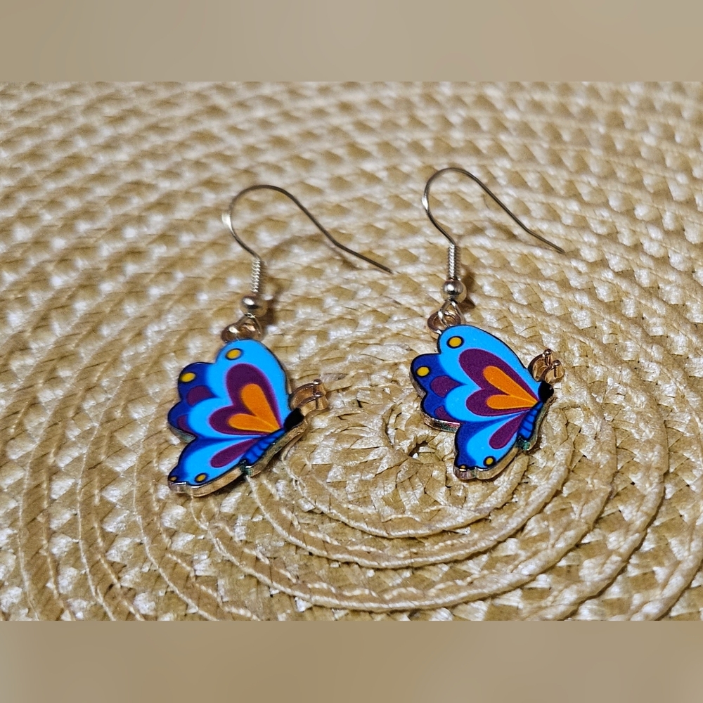 NEW! Handmade Half Butterfly Earrings 🦋 - Picture 2 of 6